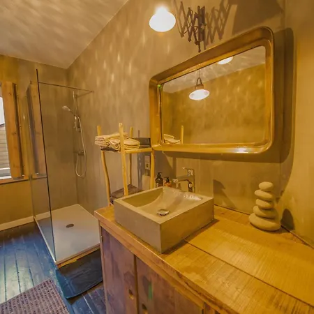 Holiday home Au Cochon Perch In The Centre Of