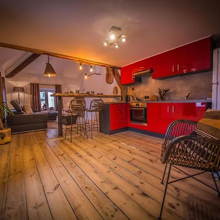 Au Cochon Perch In The Centre Of Holiday home Durbuy